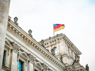 Mutmaßlicher Spion: Abgeordnete fordern Wachsamkeit und Aufklärung Mutmaßlicher Spion: Abgeordnete fordern Wachsamkeit und Aufklärung