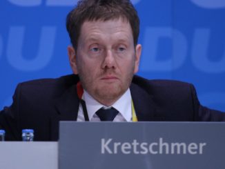 Kretschmer warnt vor Lieferung von Taurus-Marschflugkörpern an Kiew Kretschmer warnt vor Lieferung von Taurus-Marschflugkörpern an Kiew