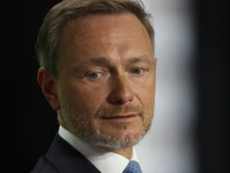 Druck auf Lindner im Streit um Schuldenbremse wächst Druck auf Lindner im Streit um Schuldenbremse wächst