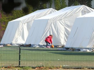 Pro Asyl kritisiert Aufnahmestopp für Flüchtlinge aus Italien Pro Asyl kritisiert Aufnahmestopp für Flüchtlinge aus Italien