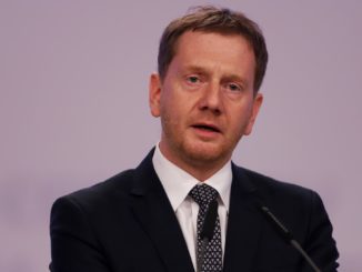 Kretschmer nennt Migrationspolitik der Ampel „unverantwortlich“ Kretschmer nennt Migrationspolitik der Ampel „unverantwortlich“