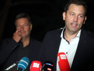 Klingbeil beklagt Populismus in Migrationsdebatte Klingbeil beklagt Populismus in Migrationsdebatte