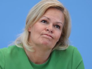 „Sie sagt einfach nicht die Wahrheit“: Merz erneuert Kritik an Faeser im Fall Schönbohm