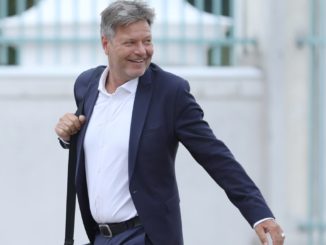 Habeck hält Merz‘ Koalitionsaussage für „Unsinn“ Habeck hält Merz‘ Koalitionsaussage für „Unsinn“