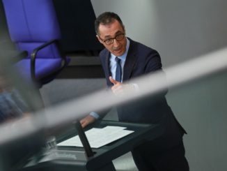 Özdemir will gemeinsamen Kraftakt für artgerechte Tierhaltung Özdemir will gemeinsamen Kraftakt für artgerechte Tierhaltung