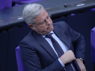 Röttgen: Diplomatie muss „Drehbuch“ der Hamas durchkreuzen