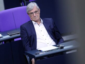 Riexinger gegen Verbleib von Wagenknecht in Linksfraktion