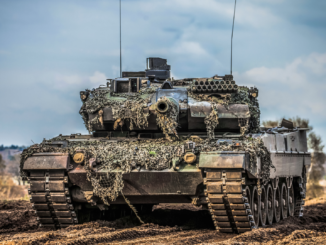 Union will zehn Milliarden mehr für Bundeswehr Union will zehn Milliarden mehr für Bundeswehr