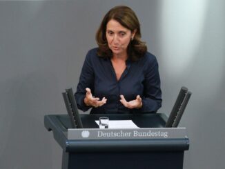 Özoguz für Neupositionierung im Nahostkonflikt Özoguz für Neupositionierung im Nahostkonflikt