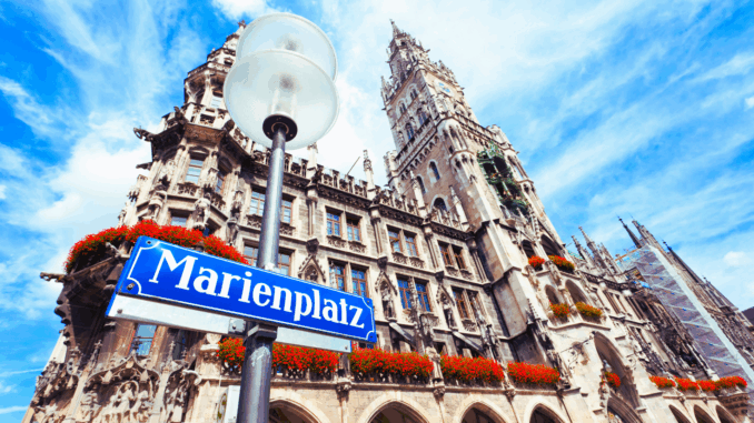 cmg_symbolbilder_ - 2025-05-08T153338.371 Marienplatz, München (über GoodLifeStudio)
