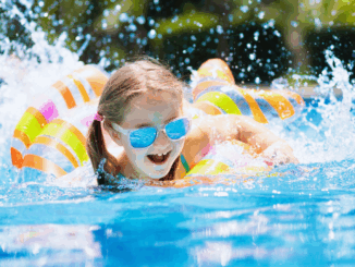 Spielerisch Leben retten: DLRG und PLAYMOBIL starten gemeinsame Aufklärungskampagne für Kindersicherheit am Wasser Spielerisch Leben retten: DLRG und PLAYMOBIL starten gemeinsame Aufklärungskampagne für Kindersicherheit am Wasser