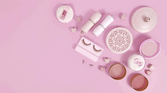 cmg_symbolbilder_ - 2025-09-16T120520.810 Beautyprodukte (über Firn)