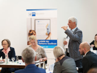 Weniger Bürokratie im Bauwesen: Wirtschaft fordert mehr Vertrauen und Eigenverantwortung Weniger Bürokratie im Bauwesen: Wirtschaft fordert mehr Vertrauen und Eigenverantwortung
