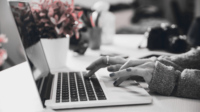 cmg_symbolbilder_ - 2025-10-29T122100.378 Arbeitnehmerin (über lechatnoir)