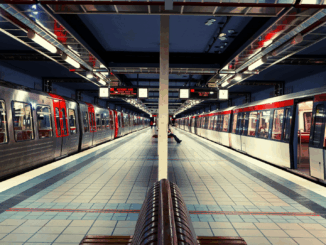 Deutschlandticket auf dem Abstellgleis: Wie die Politik ein Erfolgsprojekt bewusst gegen die Wand fährt