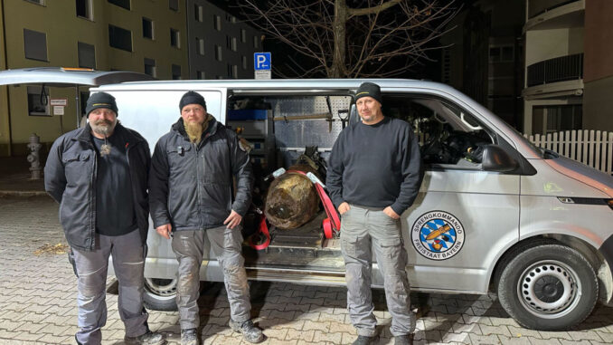 Ein Blindgänger, 21.000 Menschen, eine ganze Stadt auf den Beinen – Nürnbergs größte Evakuierung der Nachkriegszeit