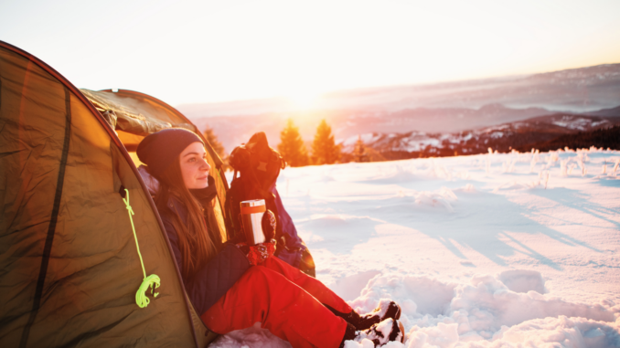 Wintercamping: Zehn Tipps für sicheres Reisen bei Frost und Schnee