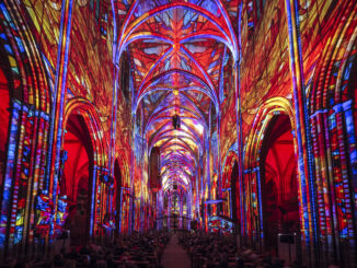 „LUMINISCENCE“ in der Nürnberger Lorenzkirche bis Ende April verlängert