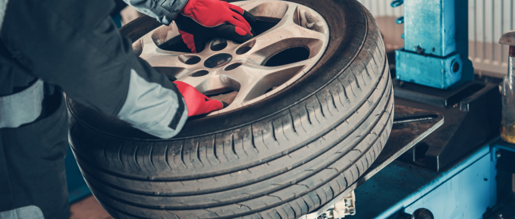 Reifenwechsel im Frühling: Wann Sommerreifen sinnvoll sind – und worauf es dabei ankommt