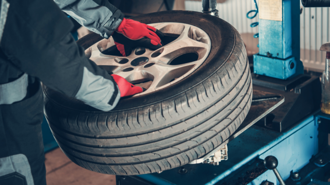 Reifenwechsel im Frühling: Wann Sommerreifen sinnvoll sind – und worauf es dabei ankommt