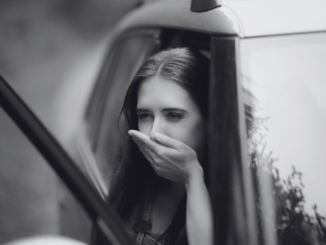 Reiseübelkeit im Auto: Ursachen, Soforthilfe und Tipps für eine lange Reise