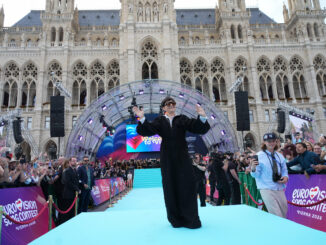 ESC 2026 eröffnet: 35 Delegationen auf dem Turquoise Carpet in Wien